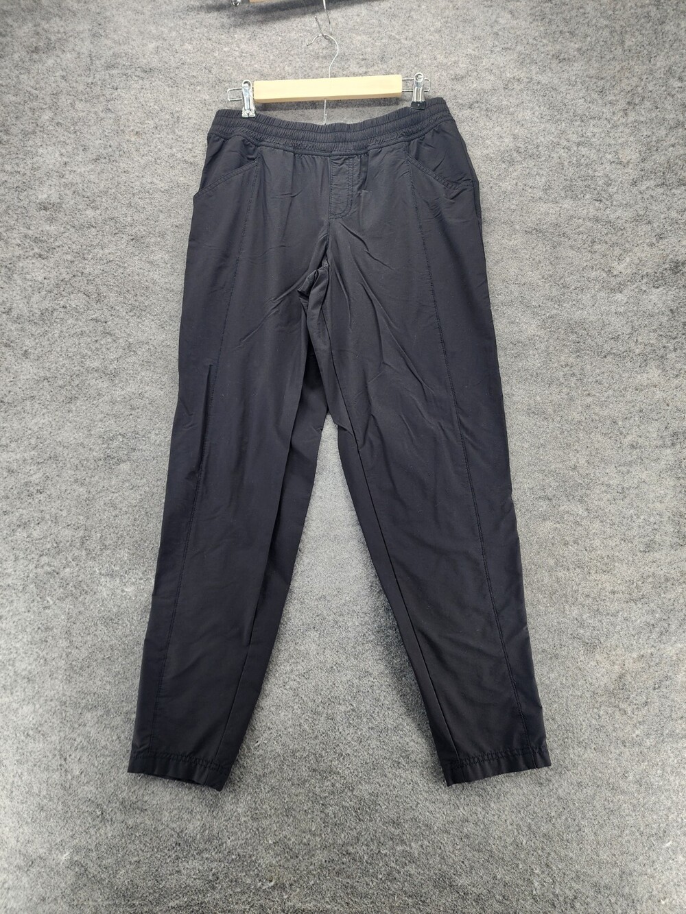 The North Face Pants Womens 10 Tapered Black Nylon Pull On